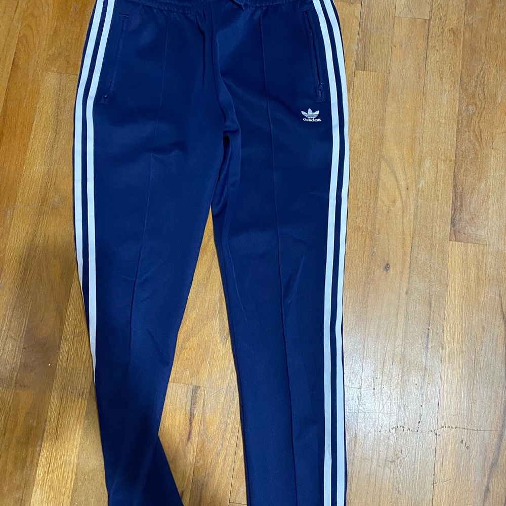 Adidas athletic pull on pants.